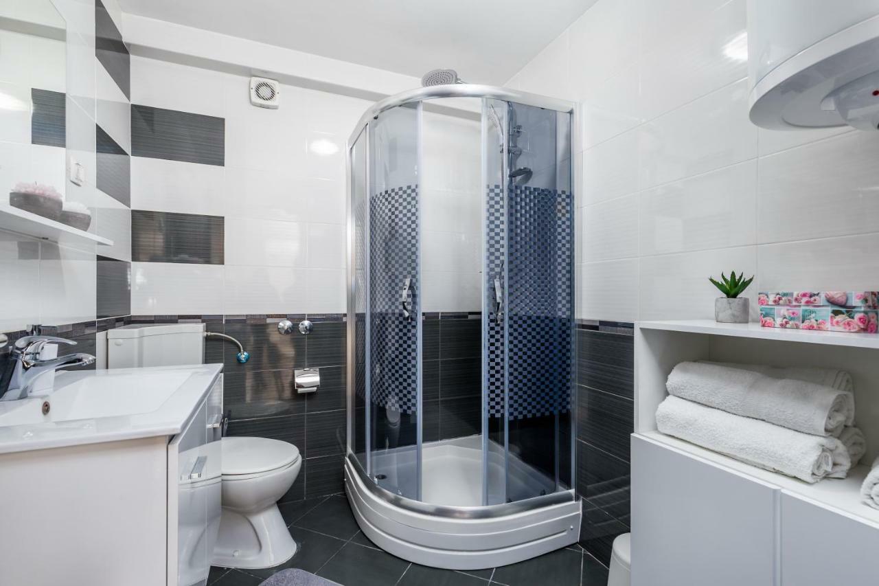 Appartement Apartman Javor à Otočac Extérieur photo